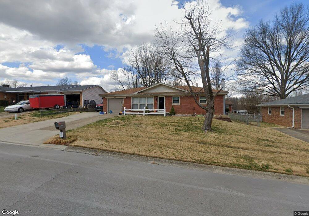 518 Navajo Dr, New Albany, IN 47150 - photo 1