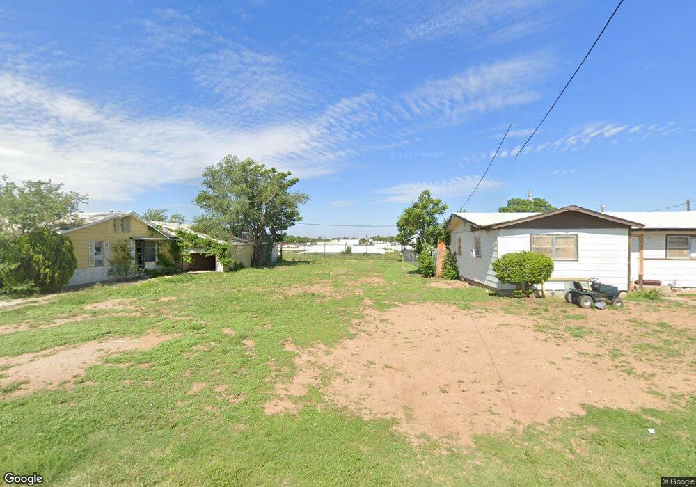 1003 E 33rd St, Plainview, TX 79072 - photo 1