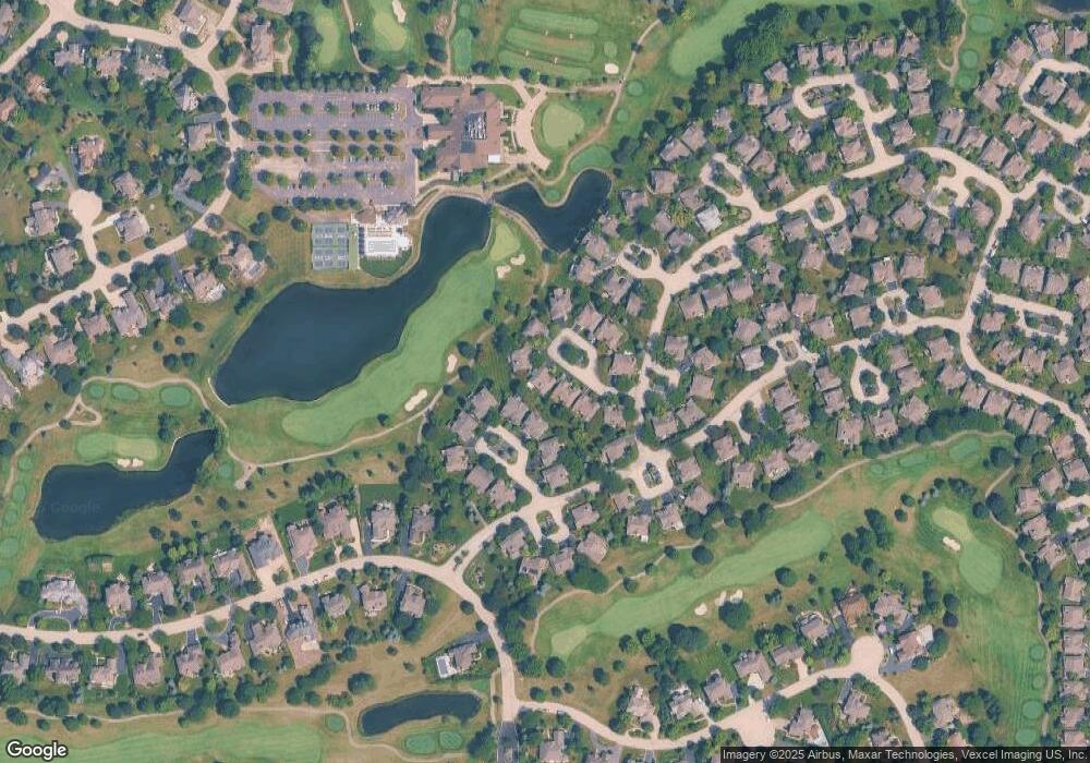 8 Pebble Beach Ct, Lake In the Hills, IL 60156 - photo 1