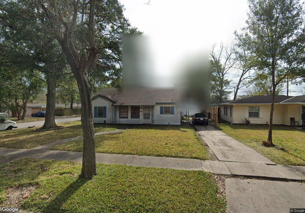 7666 Dixie Dr, Houston, TX 77087 - photo 1