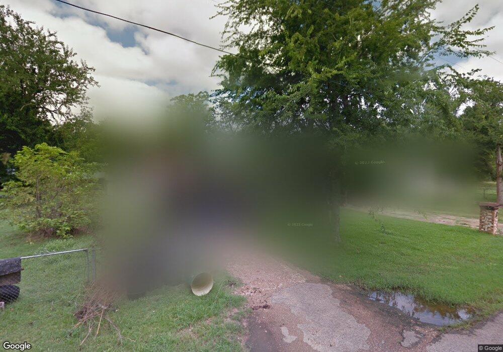 906 S I St, Hugo, OK 74743 - photo 1