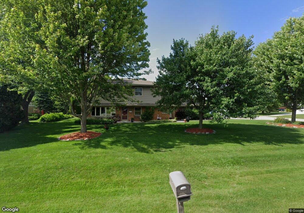 13560 Courtland Ave, Brookfield, WI 53005 - photo 1