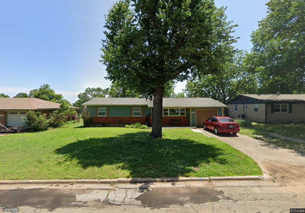 1009 E 10th St, Cushing, OK 74023 - photo 1