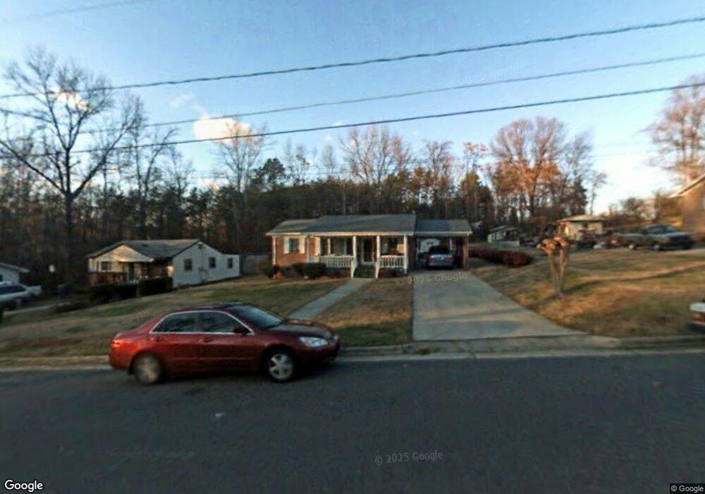537 E Morehead St, Reidsville, NC 27320 - photo 1