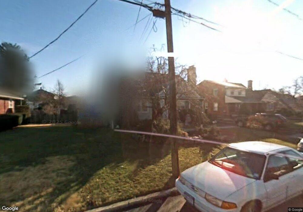 37 Guilfoy St, Glen Cove, NY 11542 - photo 1