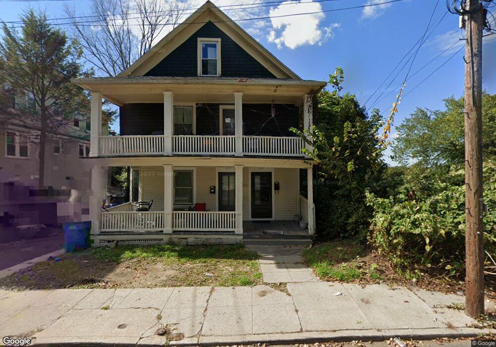 215 Lincoln St unit 2fl, Waterbury, CT 06710 - photo 1