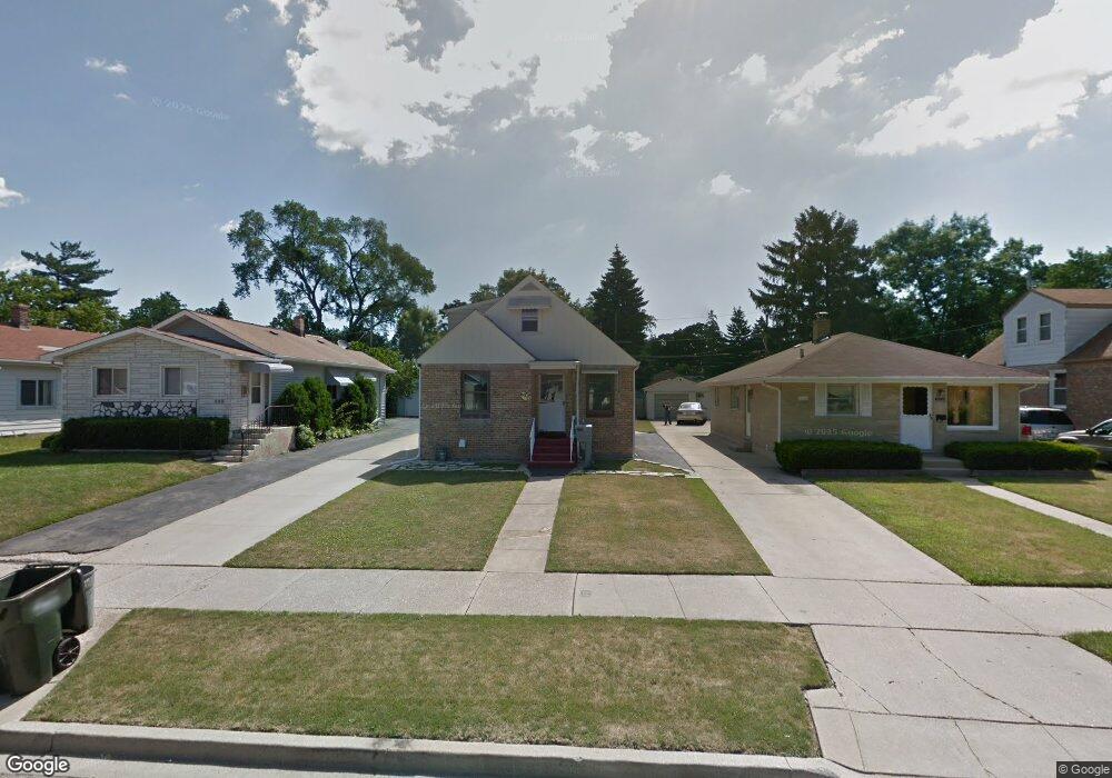 605 S Fulton Ave, Waukegan, IL 60085 - photo 1