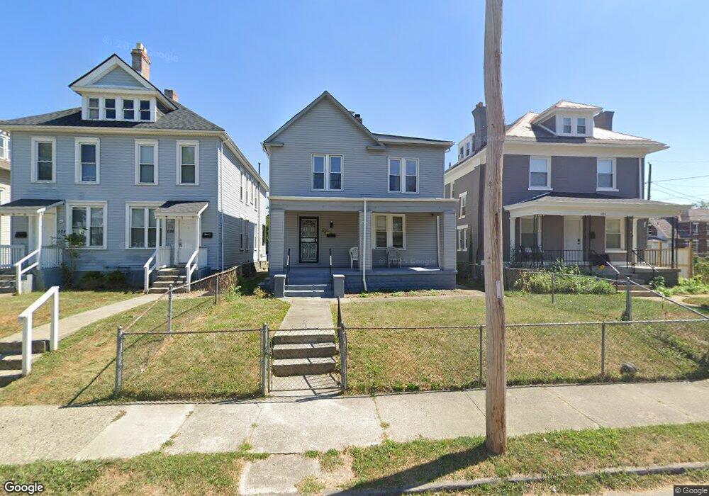 690 Carpenter St, Columbus, OH 43205 - photo 1