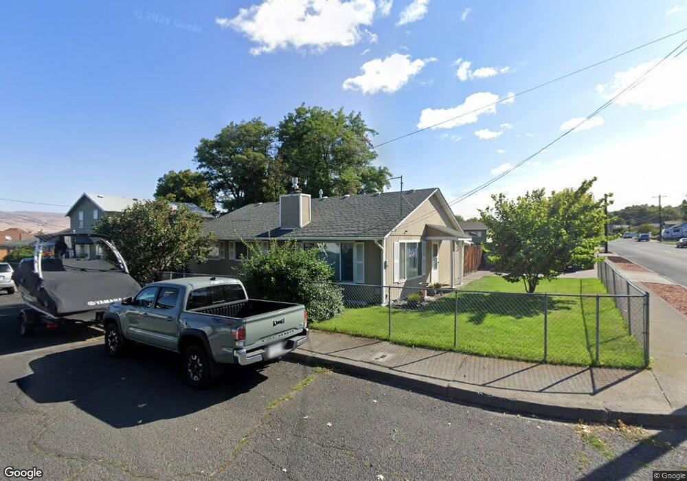 2001 E 12th St, the Dalles, OR 97058 - photo 1