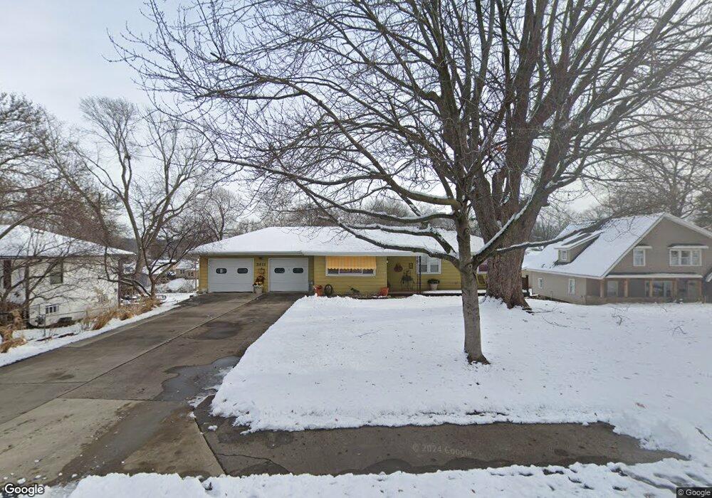 3011 S Vermont Ave, Independence, MO 64052 - photo 1
