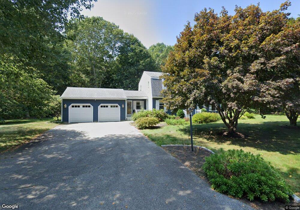 32 Dawn Marie Ct, North Kingstown, RI 02852 - photo 1