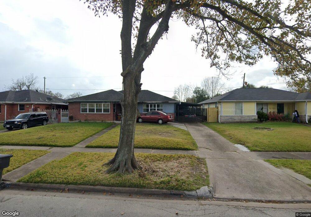 7638 Oak Vista St, Houston, TX 77087 - photo 1