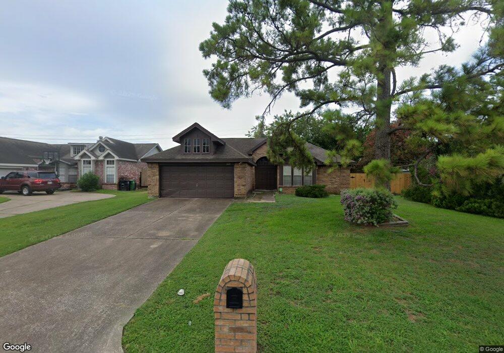 6127 Oak Bay Dr, Houston, TX 77091 - photo 1