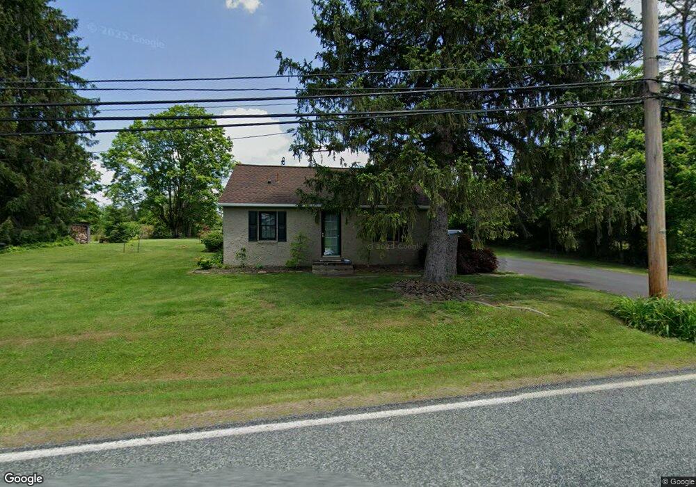 2070 Hendricks Rd unit 28, Pennsburg, PA 18073 - photo 1