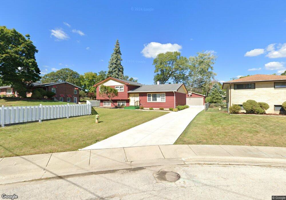 2516 Dunlay Ct, Waukegan, IL 60085 - photo 1