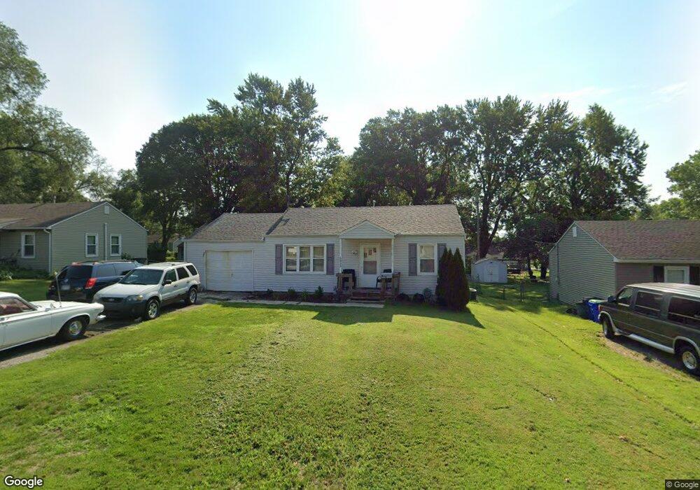 6835 Barton Dr, Shawnee, KS 66203 - photo 1