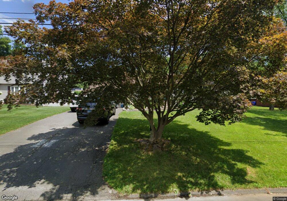 54 Sunnyside Rd, Newington, CT 06111 - photo 1