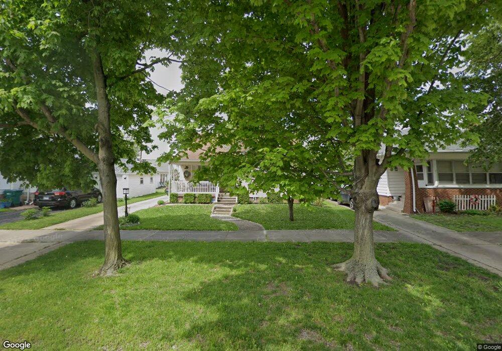 1209 S 17th St, Mattoon, IL 61938 - photo 1