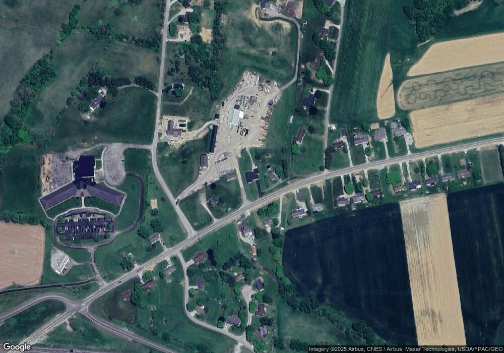 28472 Chieftain Dr, Logan, OH 43138 - photo 1