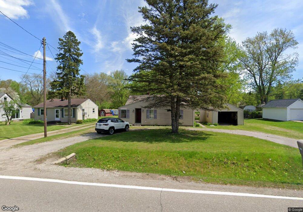 2405 Utley Rd, Flint, MI 48532 - photo 1