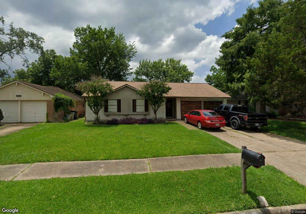 16418 Paint Rock Rd, Friendswood, TX 77546 - photo 1