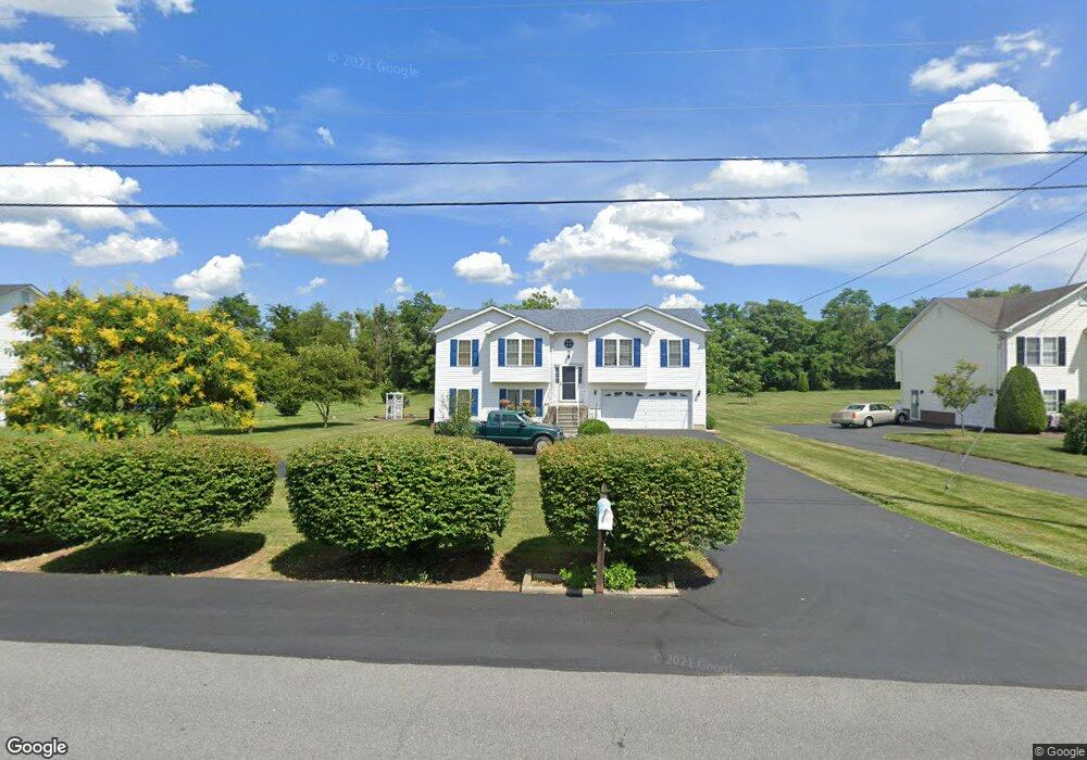 450 Willis Dr, Bunker Hill, WV 25413 - photo 1