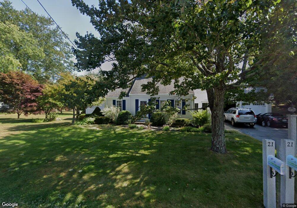 21 Locke Rd, Hampton, NH 03842 - photo 1