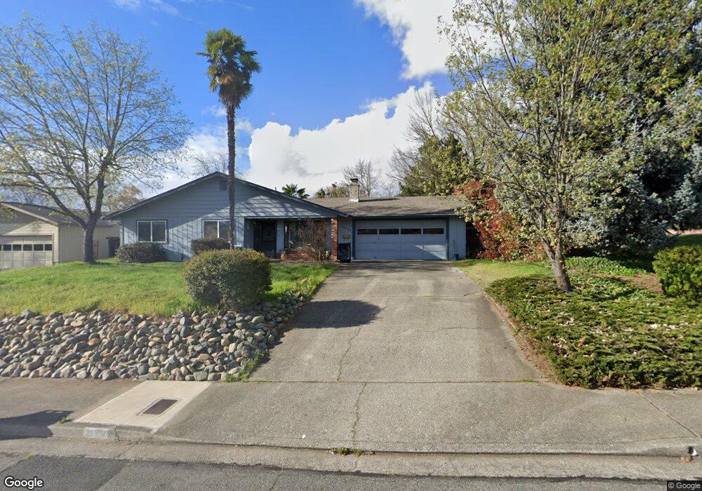 1450 NE Grable Dr, Grants Pass, OR 97526 - photo 1