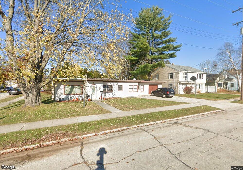 1828 28th St, Two Rivers, WI 54241 - photo 1