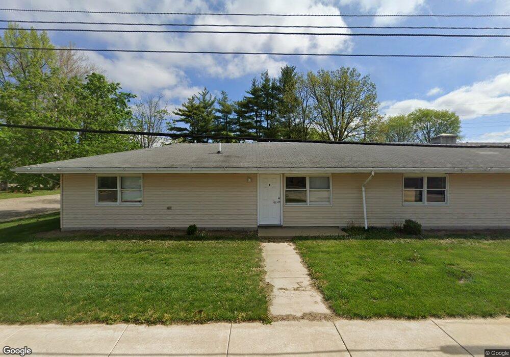 102 Wichita Ave unit 1102-1112 N. Ottawa, Lincoln, IL 62656 - photo 1