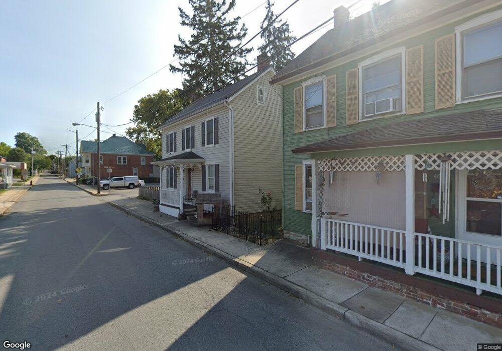 40 N Fayette St, Mercersburg, PA 17236 - photo 1