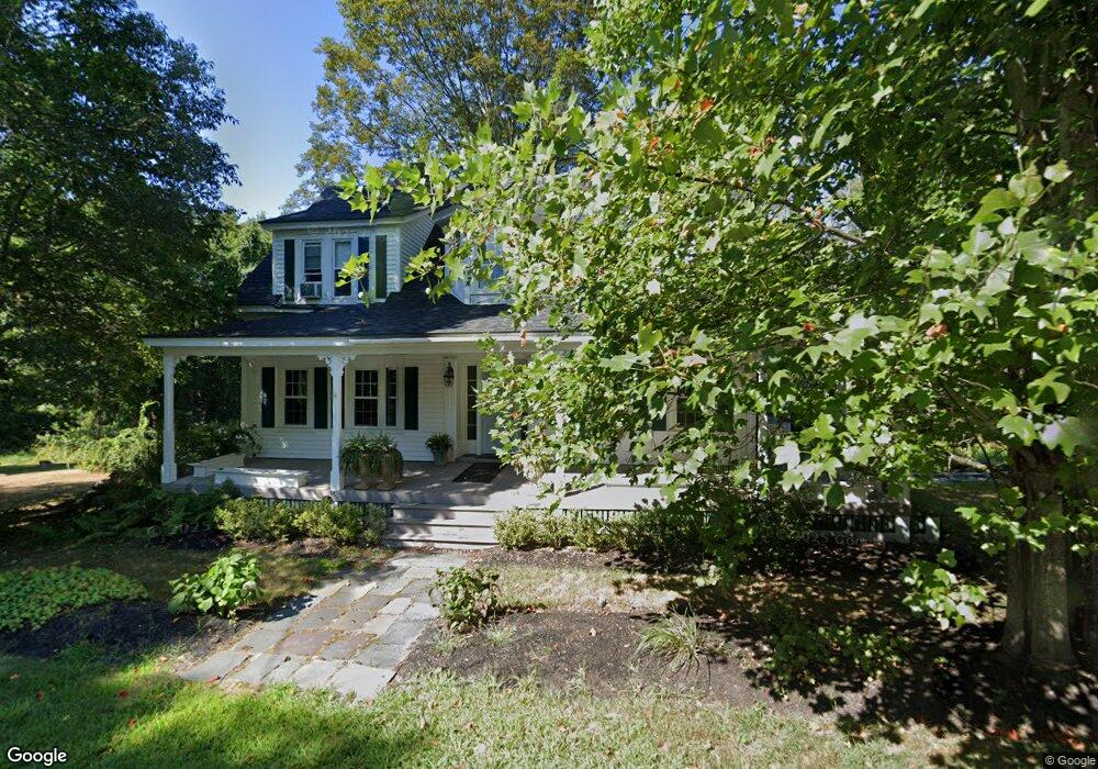 148 Governor Wentworth Hwy, Mirror Lake, NH 03853 - photo 1