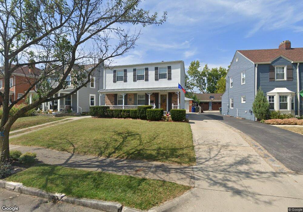 2910 Crescent Dr, Columbus, OH 43204 - photo 1