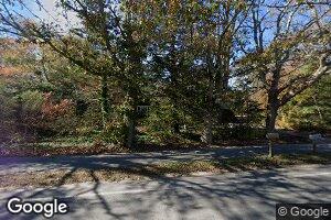 653 Edgartown Rd, Vineyard Haven, MA 02568