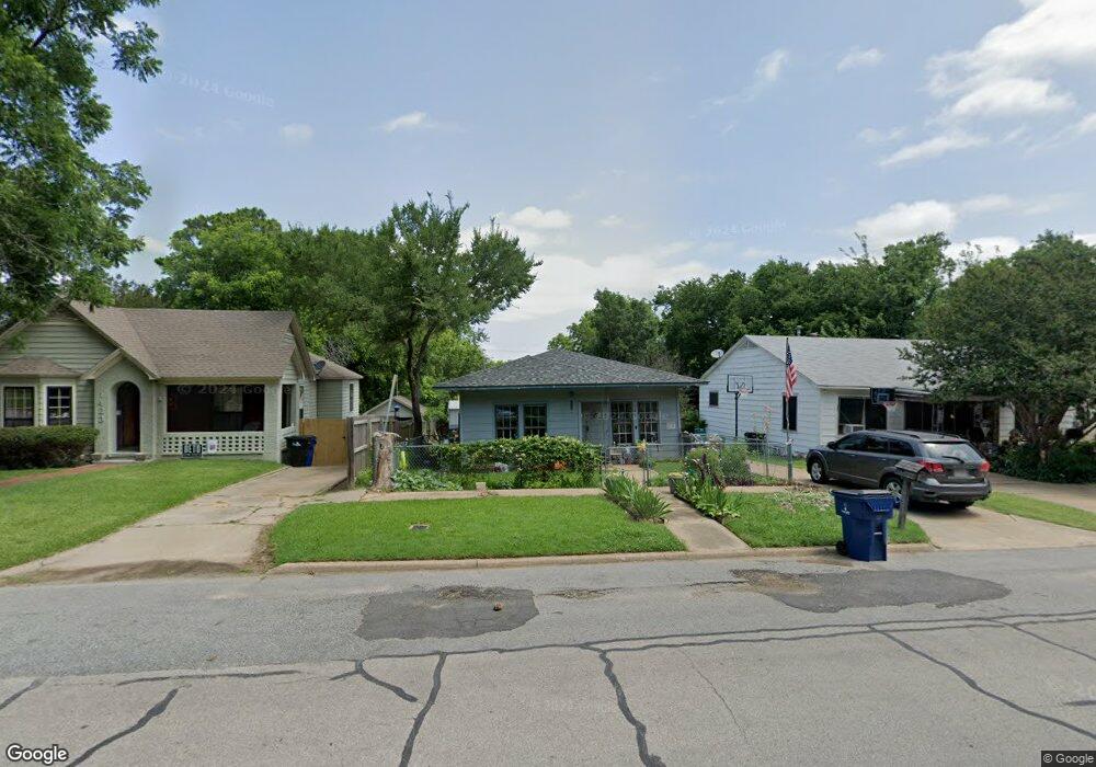 1417 W Gandy St, Denison, TX 75020 - photo 1