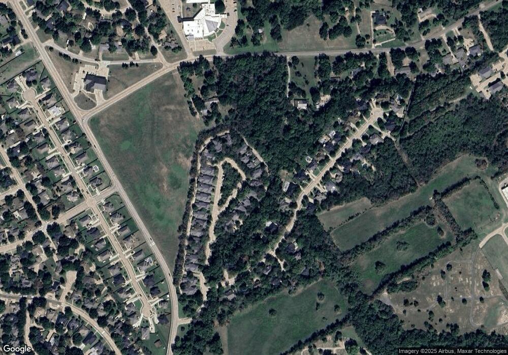 903 Oak Creek Ct, Ennis, TX 75119 - photo 1