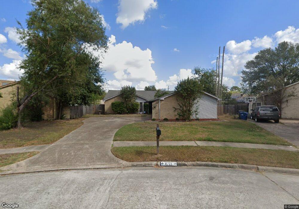 8726 Wildforest Dr, Houston, TX 77088 - photo 1