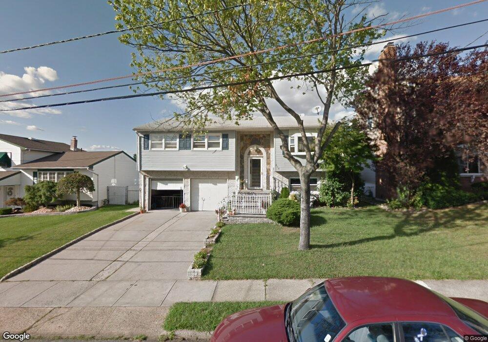 646 Hornsby Ave, Perth Amboy, NJ 08861 - photo 1