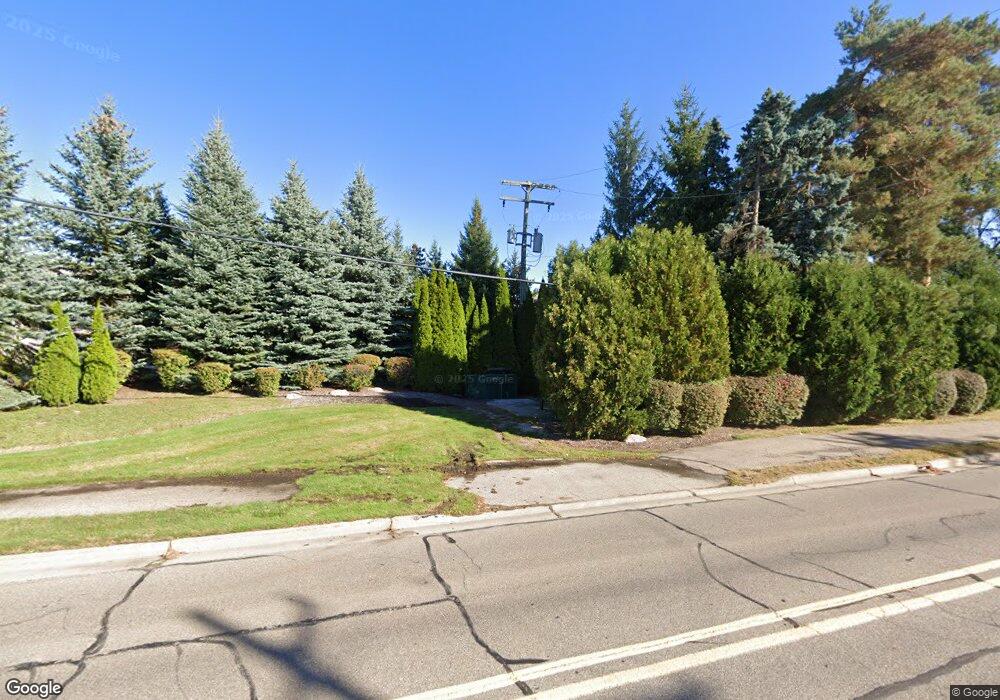 3326 South Shore Cir, West Bloomfield, MI 48323 - photo 1