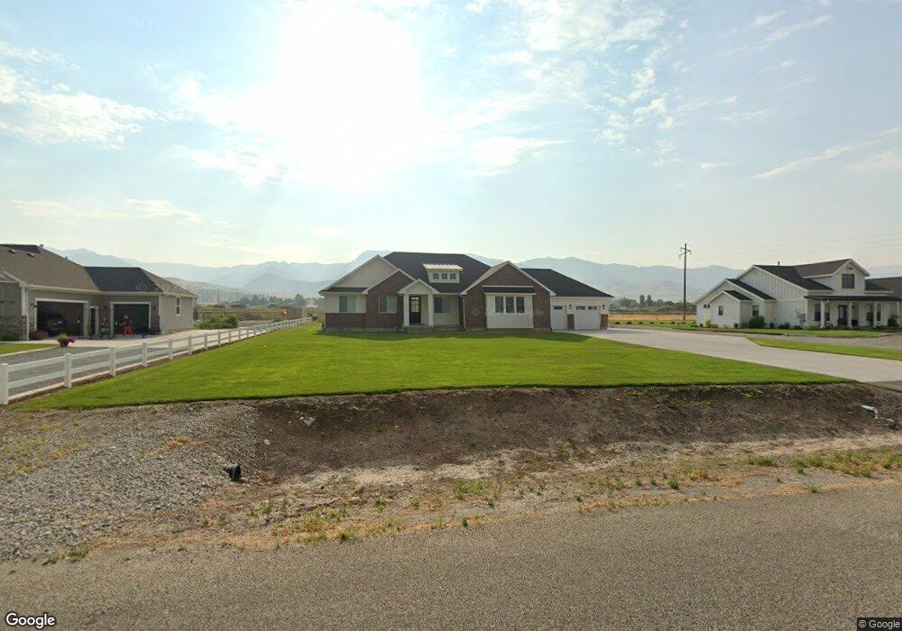 672 N 400 W, Smithfield, UT 84335 - photo 1