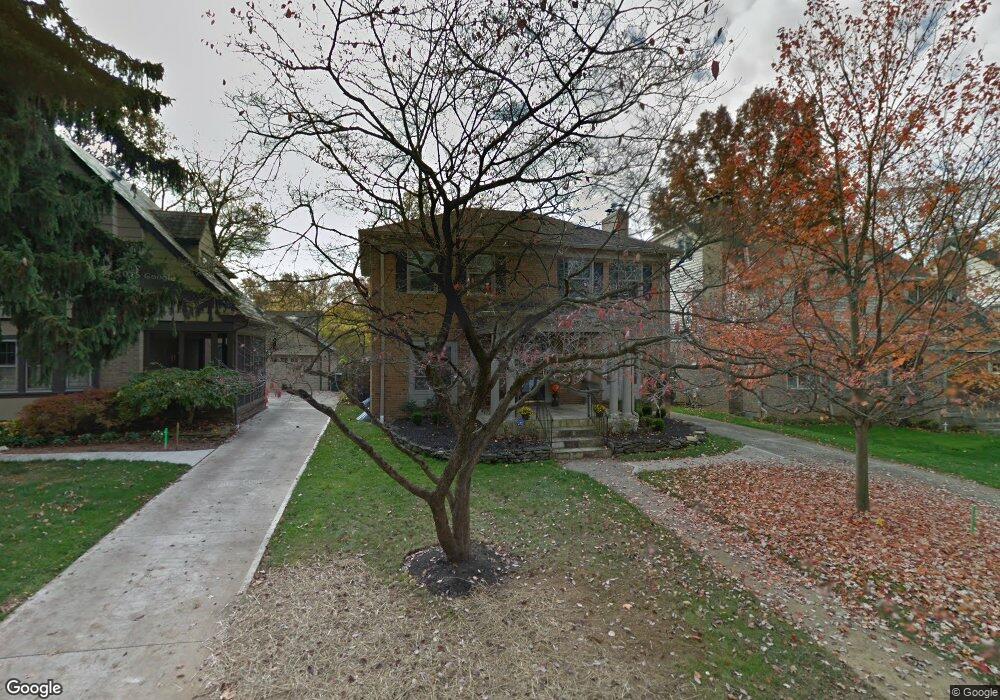 179 W Dunedin Rd, Columbus, OH 43214 - photo 1