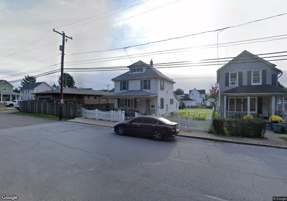 114 N Washington St, Taylor, PA 18517 - photo 1