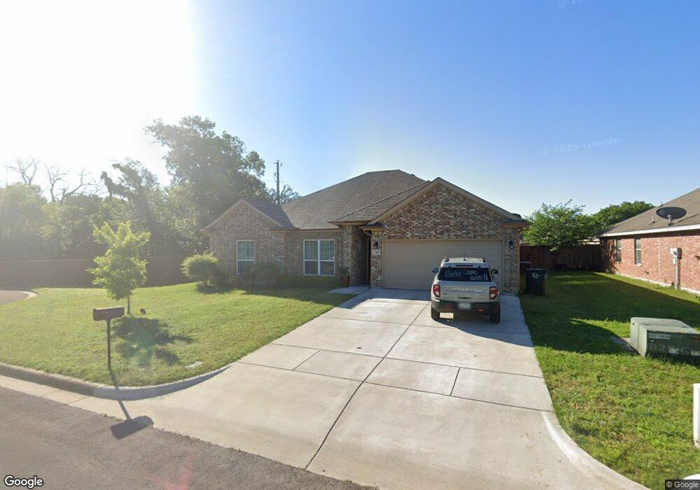 209 Rose Ave, Cleburne, TX 76033 - photo 1