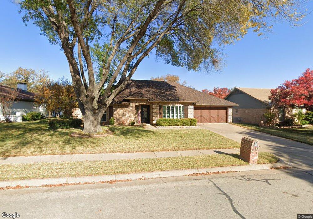 3121 Shenandoah Dr, Bedford, TX 76021 - photo 1