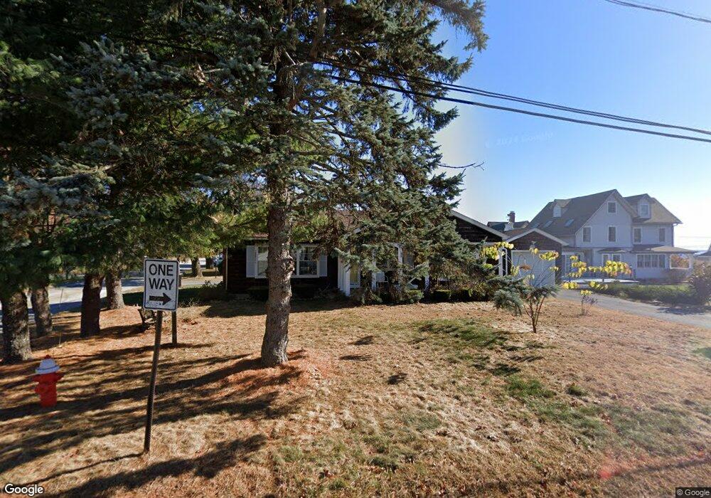 2 Bayview Ave, Niantic, CT 06357 - photo 1