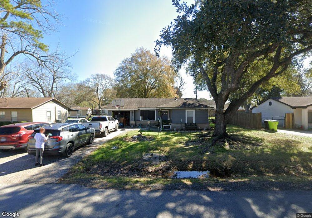 1715 Jones St, Rosenberg, TX 77471 - photo 1