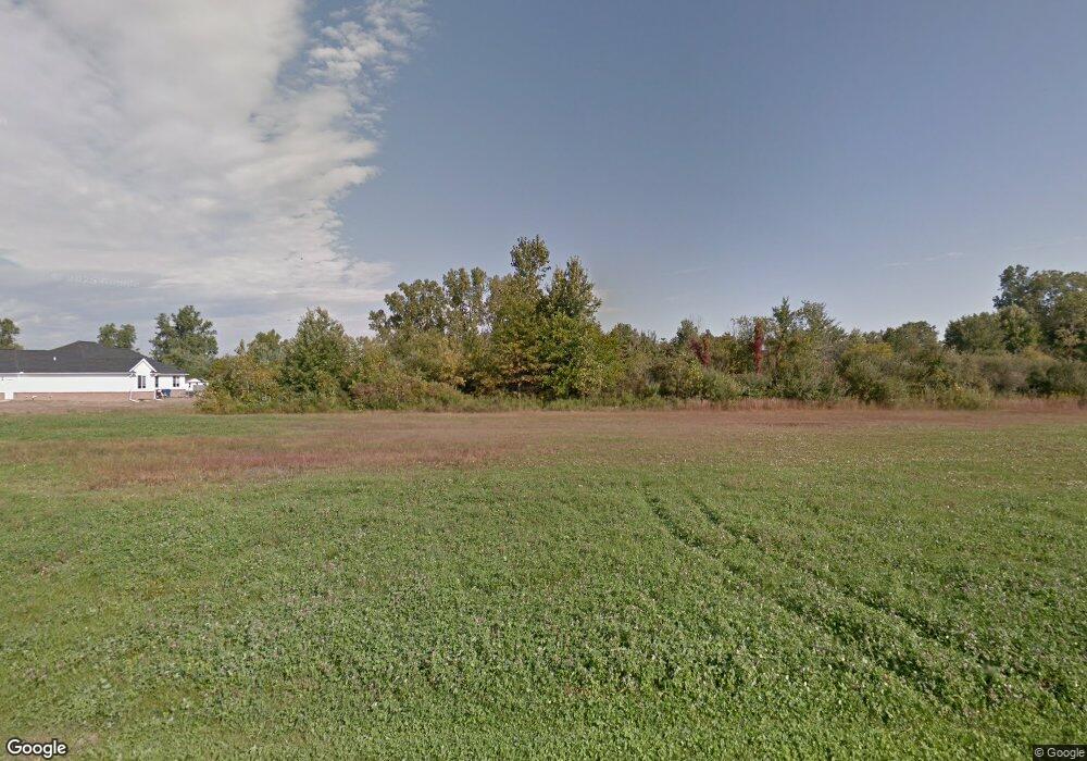 376 Natures Way, Carleton, MI 48117 - photo 1