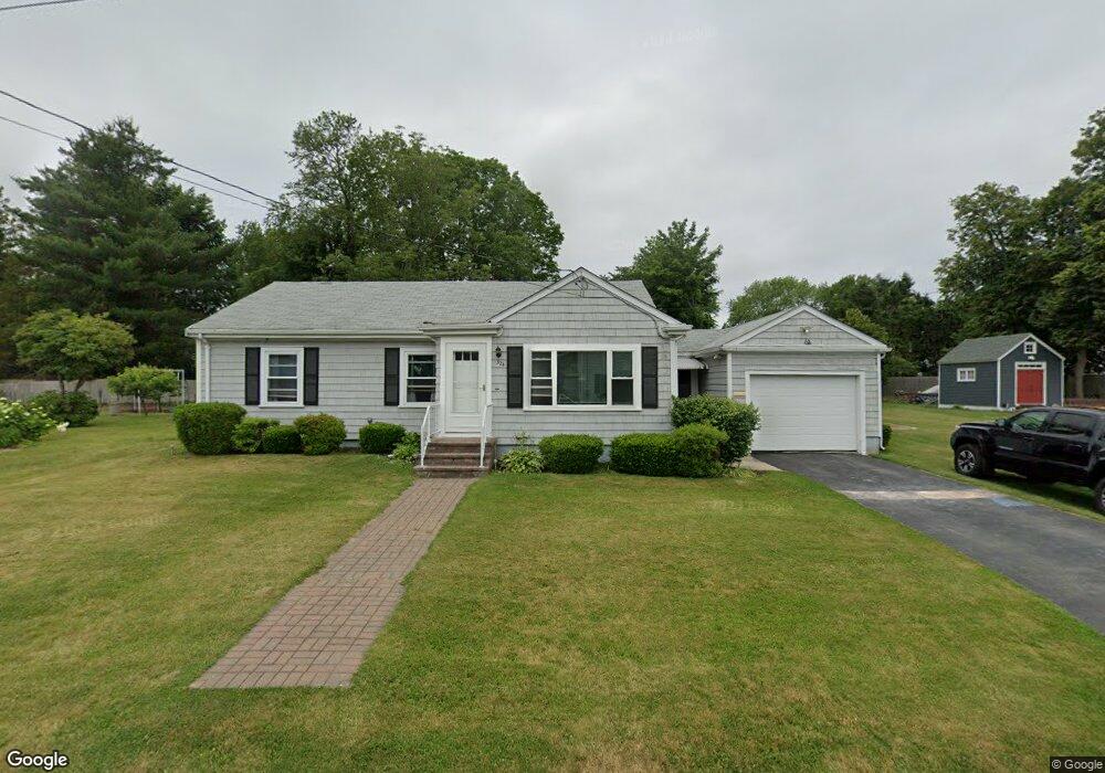 324 Rich St, Fall River, MA 02720 - photo 1