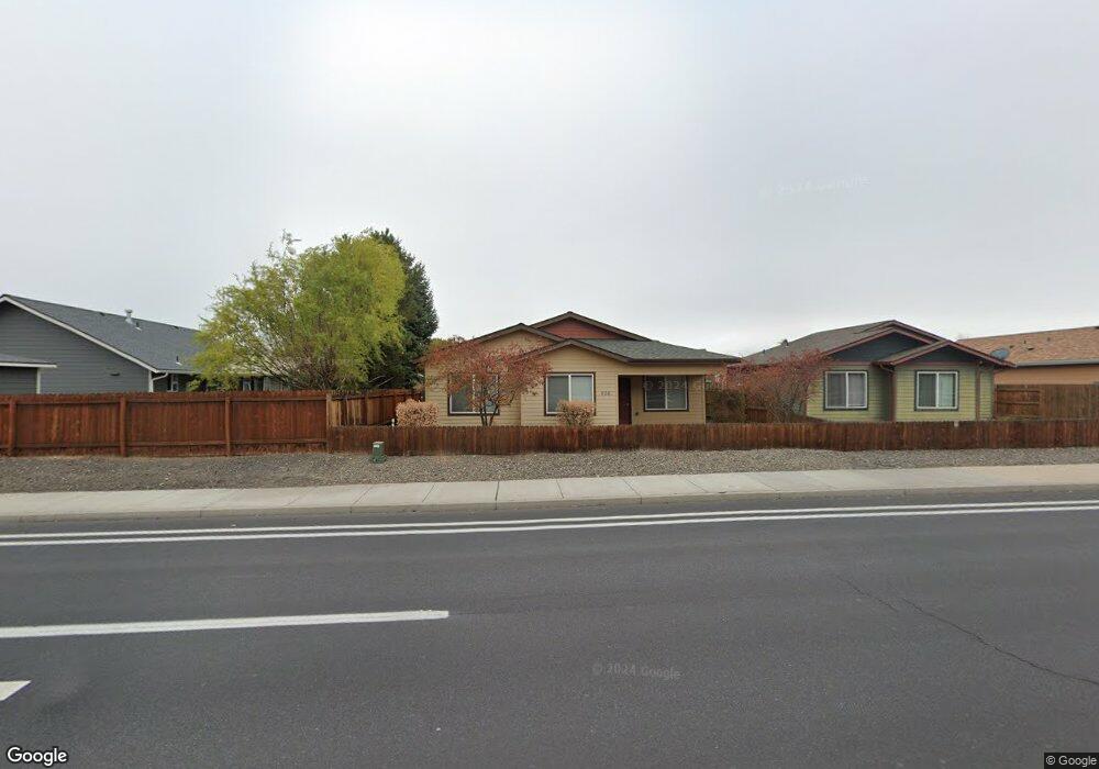 936 SW 27th St, Redmond, OR 97756 - photo 1