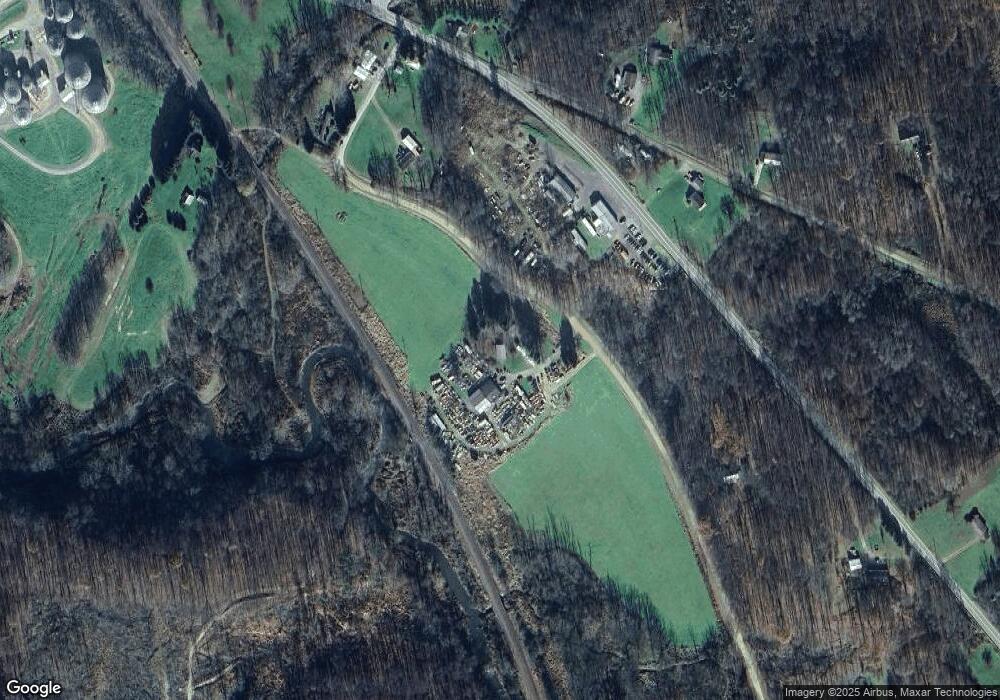 20175 Canal Rd, Conneautville, PA 16406 - photo 1